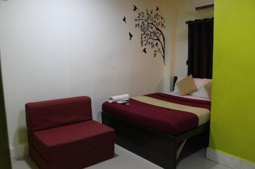 Hotel Saffron Inn Mumbai Bagian luar foto